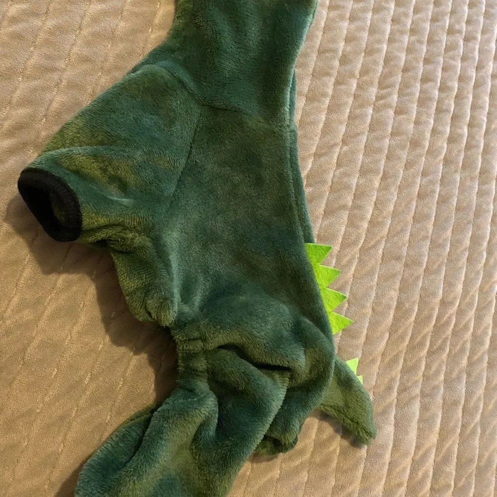 Cat dinosaur pj/costume for pets .
